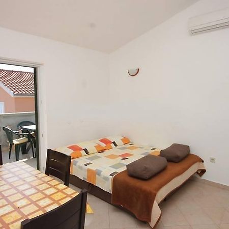 Apartments Pasman Banj Rom bilde