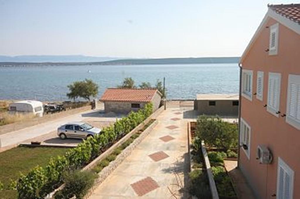 Apartments Pasman Banj Rom bilde